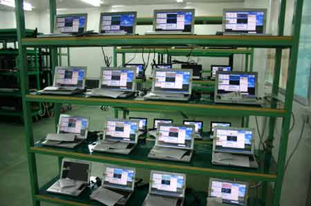 夏新聯(lián)手全美達(dá)，首款自主研發(fā)筆記本V3震撼下線(xiàn)，開(kāi)啟自主創(chuàng)新新篇章